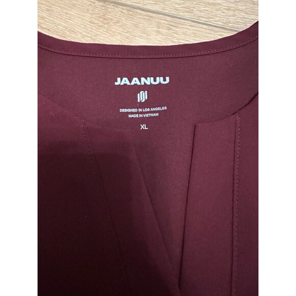 Women’s Jaanuu Scrub Set Maroon XL Xenos Pants & 2 Tops EUC! - Picture 2 of 9